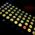 iOS trae, además de mejoras del sistema, 150 nuevos Emojis emojis ios ipad