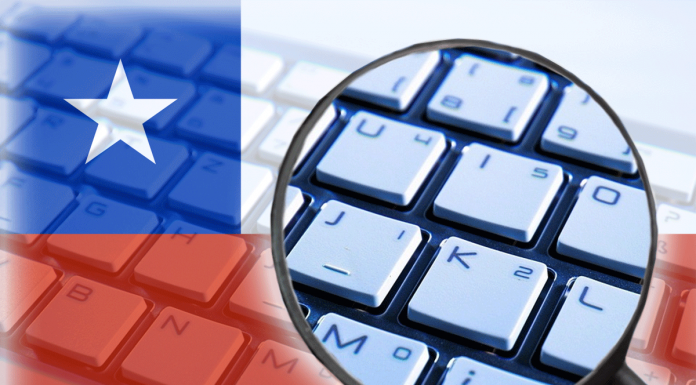 Decreto que profundizaría Cibervigilancia en Chile vigilancia online en Chile