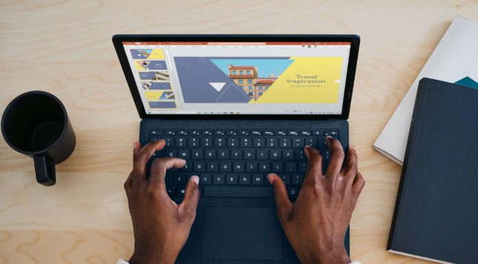 3 Consejos para trabajar desde casa y mejorar tus resultados hombre-usando-laptop