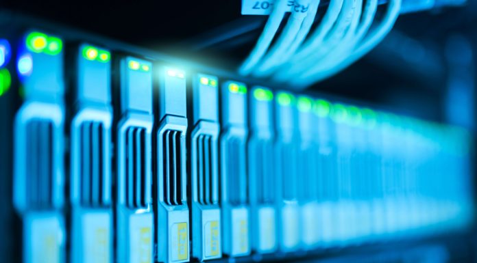 Cómo elegir un servicio de alojamiento web elegir-un-servicio-de-alojamiento-web